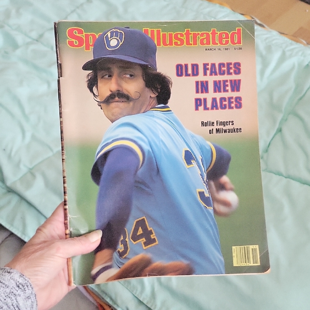 Sports Illustrated Swim - Blue and Yellow Cover